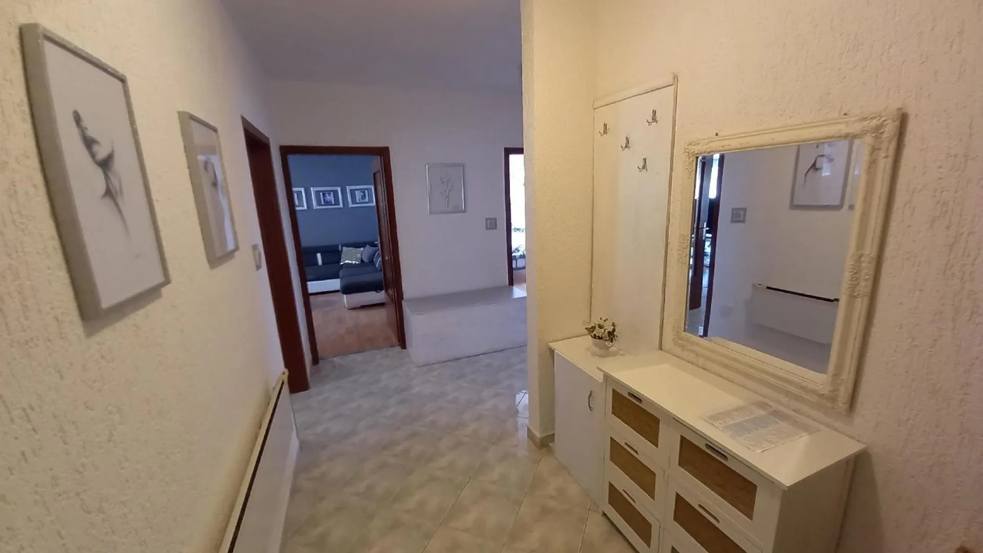 Geraeumige Ferienwohnung In Fazana Mit Gemeinsamem Grill Valbandon Kroatië