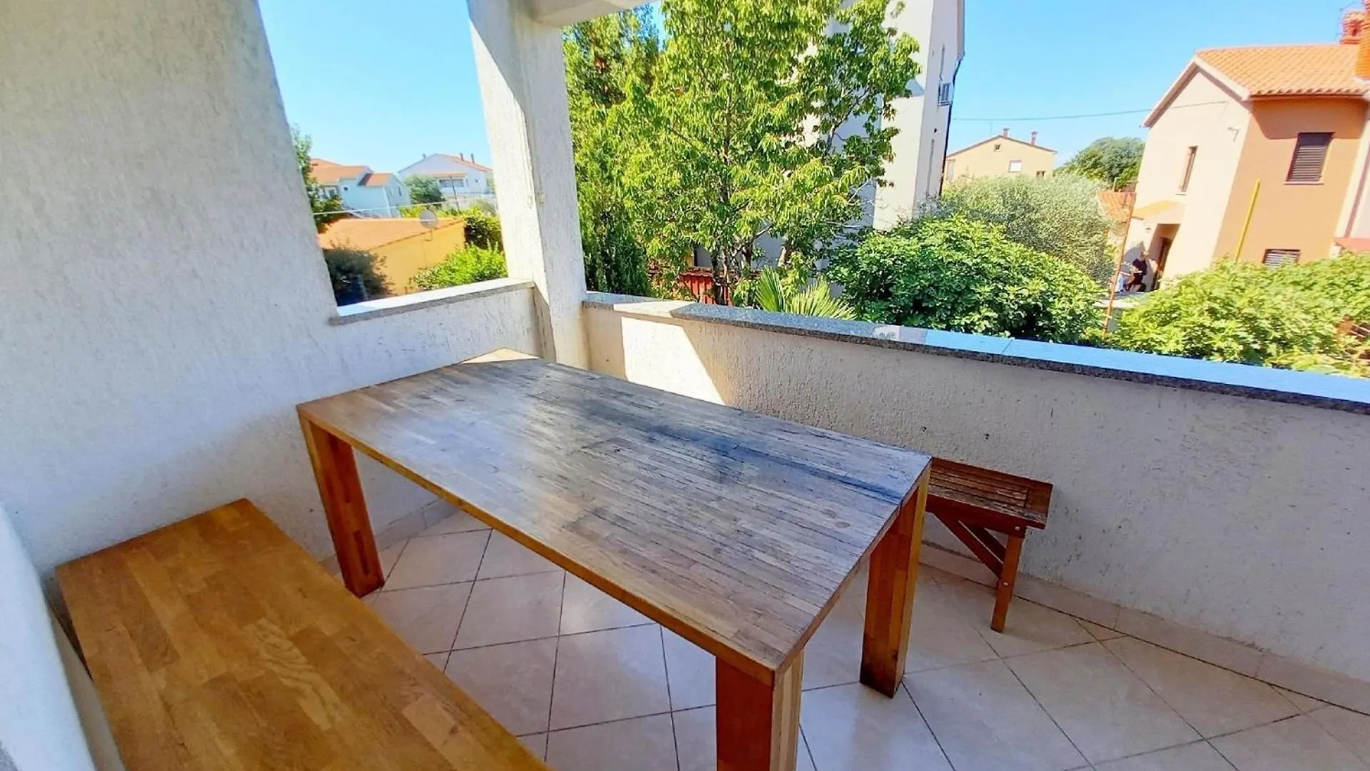 Geraeumige Ferienwohnung In Fazana Mit Gemeinsamem Grill Valbandon Lejlighed